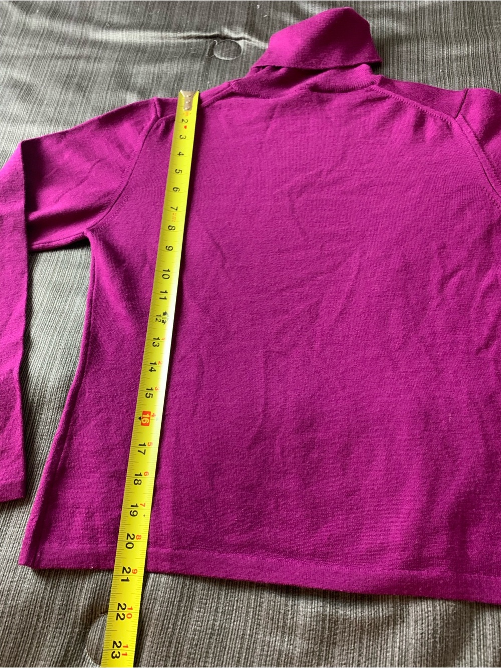 Burberry Merino Wool Turtleneck Sweater Fuchsia Purple Large - Picture 12 of 12